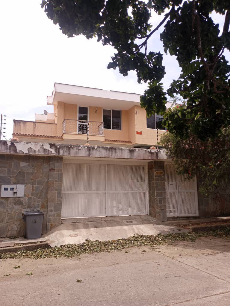Будинок, 4306 м², 360 000$ — FAKTOR